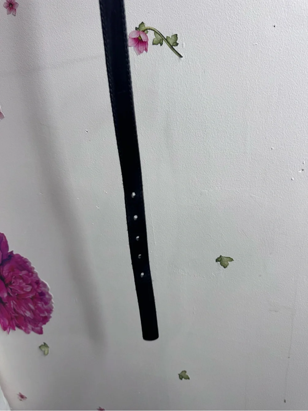 Minimal Black Women's Belt with Polished Buckle